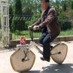 Daily Roundup: PUMP is now NTA, Hilarious pentagonal bike, Bike recession downer, Fully rigid ride up Tiger, Hilary 'n Kate